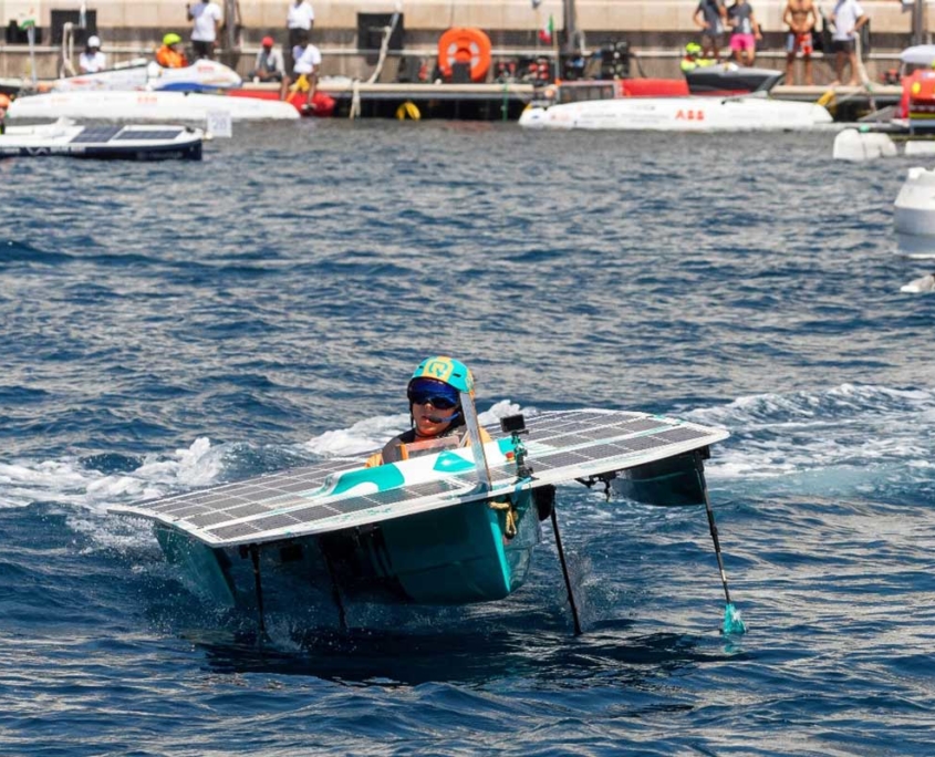 HAN Solarboat Boat